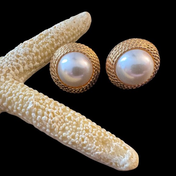 Napier Jewelry - Napier Signed Faux Pearl Screw Back Clip On Earrings Gold Tone Rope Vintage